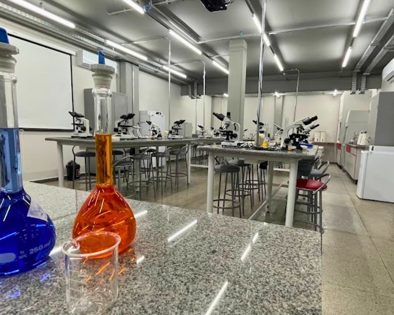 Laboratórios Modernos FACSETE